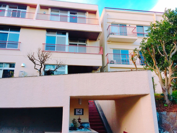 Exterior & Views 2, Yamatoso - Hostel, Itō