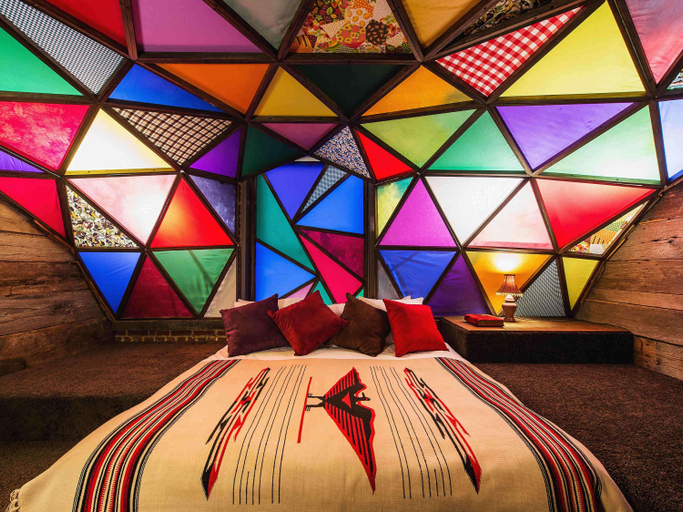 Bedroom 2, 21c Museum Hotel Louisville, Jefferson