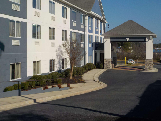 Exterior & Views 2, Augusta, Richmond