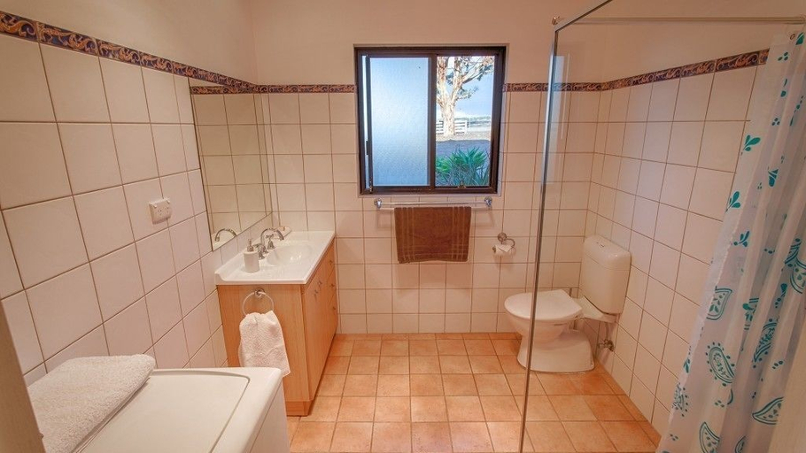 Bathroom 4, Antechamber Bay Retreats, Kangaroo Island