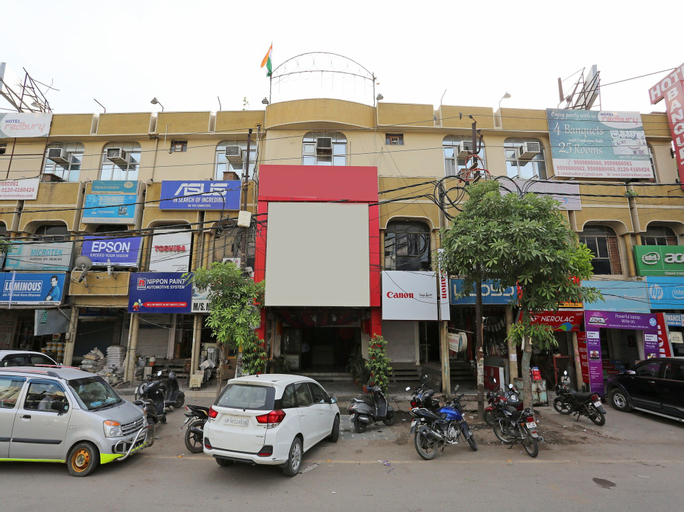 OYO 9301 Hotel RedBury, Ghaziabad