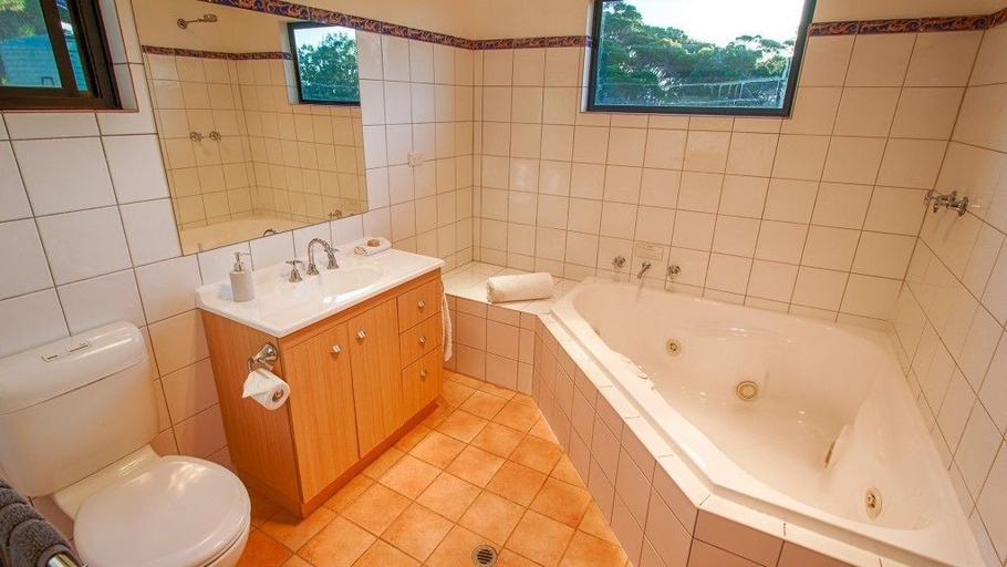 Bathroom 4, Antechamber Bay Retreats, Kangaroo Island