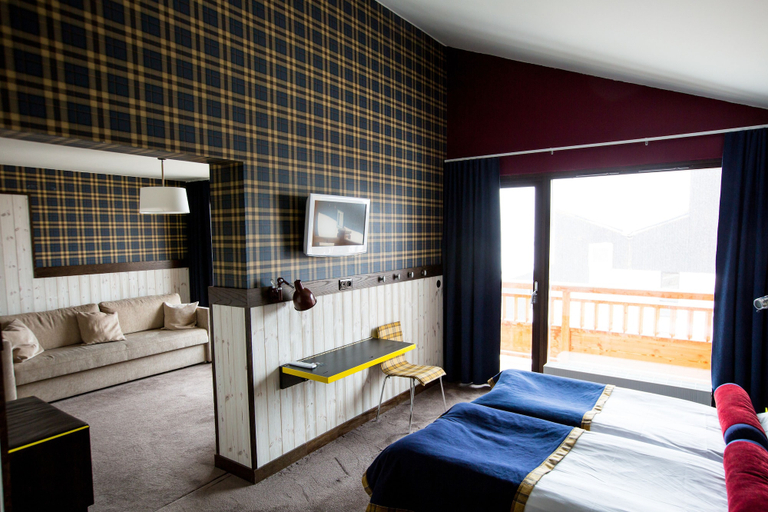Bedroom 3, Langley Hotel Tango, Savoie