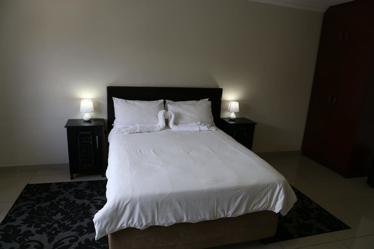 Pelican Guesthouse, Windhoek West