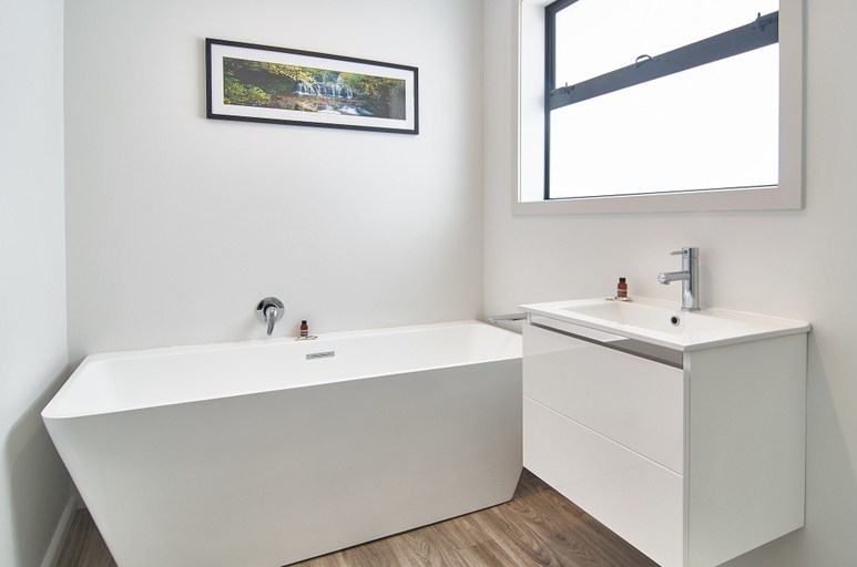 Bathroom 4, Brookside Villa, Christchurch