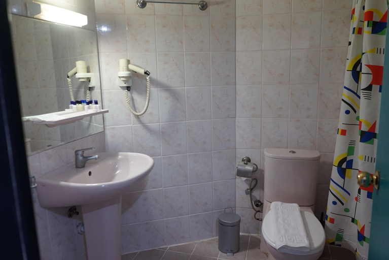 Bathroom 5, KLEOPATRA SUNLİGHT HOTEL, Alanya