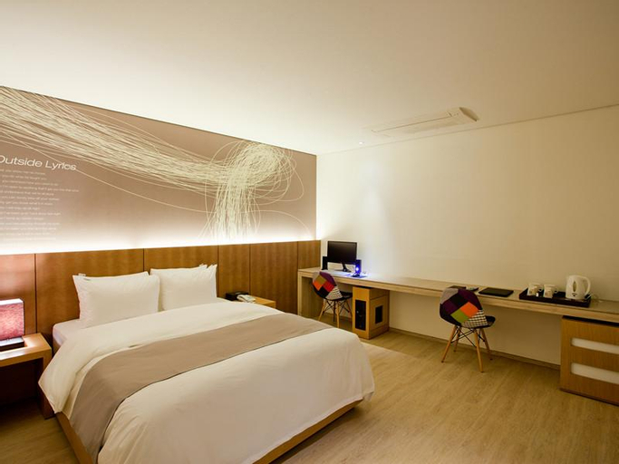 Hotel La Tree, Namdong