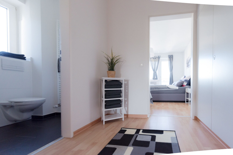 Bathroom 3, Downtown Apartments, Düsseldorf