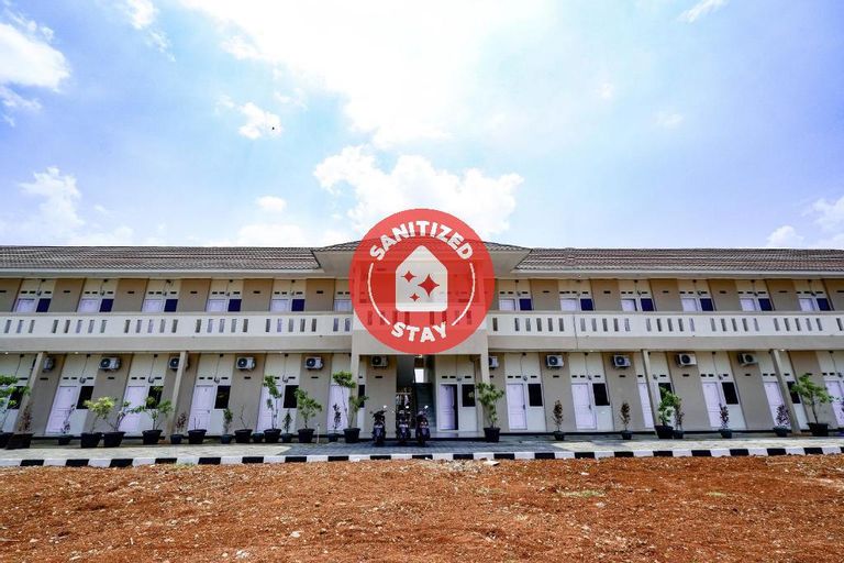SPOT ON 2027 Putri Guest House Syariah, Brebes