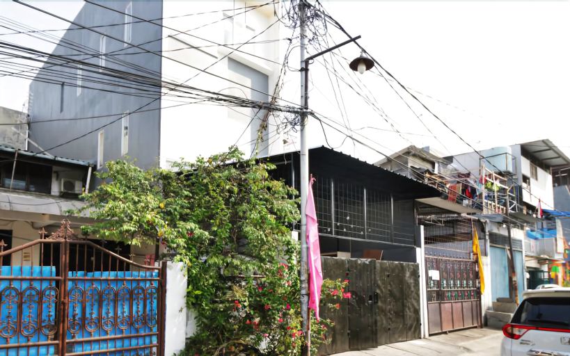 Kamar Keluarga Jelambar, West Jakarta