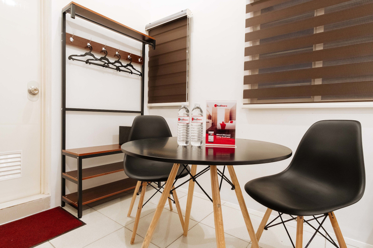 Others, RedDoorz Plus near UST Manila, Manila City