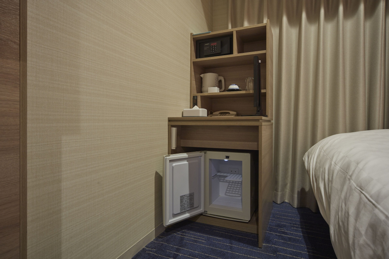 Bedroom 12