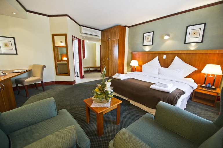 Protea Hotel by Marriott Windhoek Furstenhof, Windhoek West