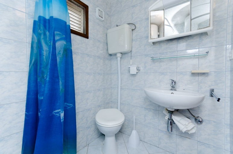 Bathroom 5, Apartment Nikola, Šolta