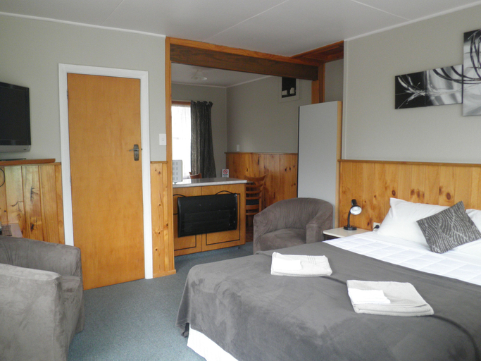 Bedroom 4, Forest Peak Motel, Hurunui