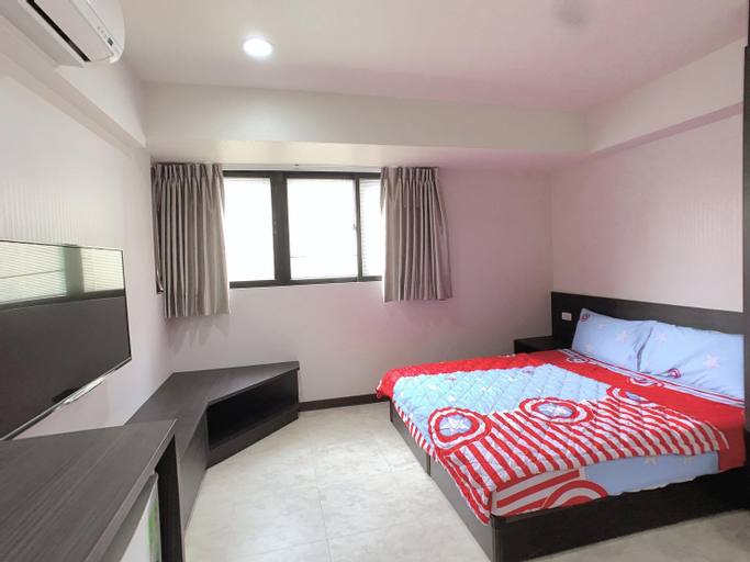 702Long Stay/Taichung City/elevator/free wifi, Taichung