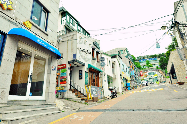 Myeongdong Rooftop Hostel, Jongro