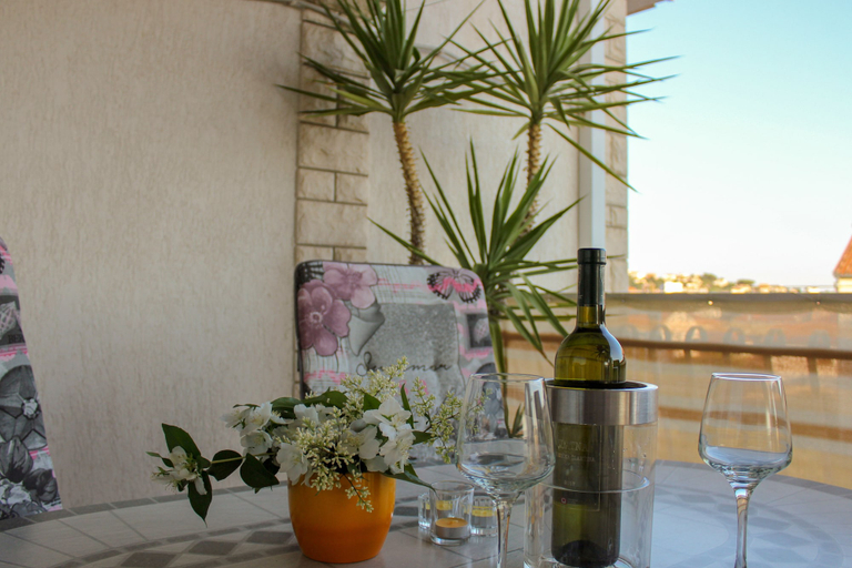 Food & Drinks 5, Apartments Hrabar, Trogir
