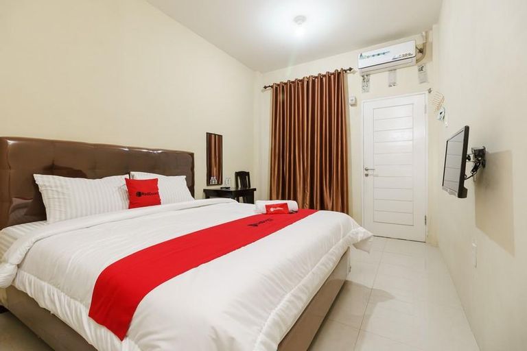 RedDoorz Syariah near RS Pirngadi Medan (tutup sementara), Medan