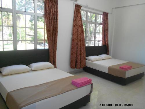 Bedroom 1, TT Rest House, Tumpat