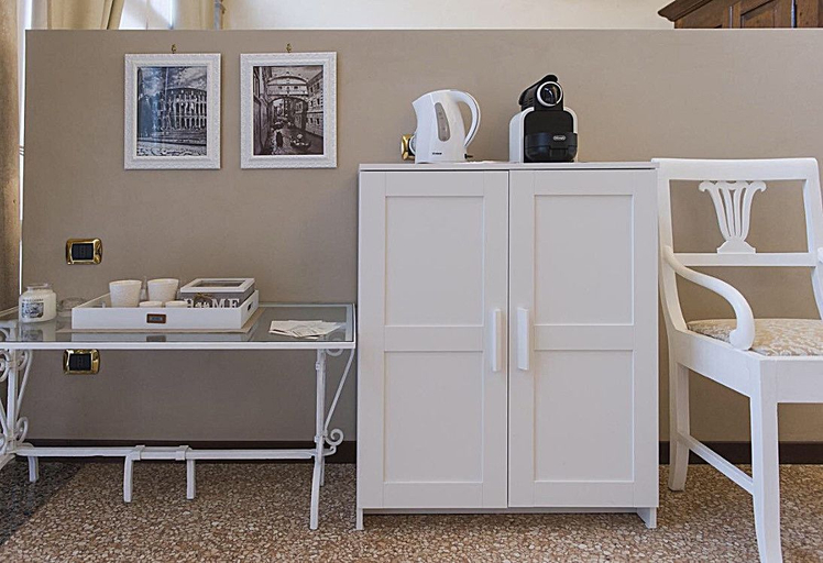 Others 4, Flats4rent, Verona