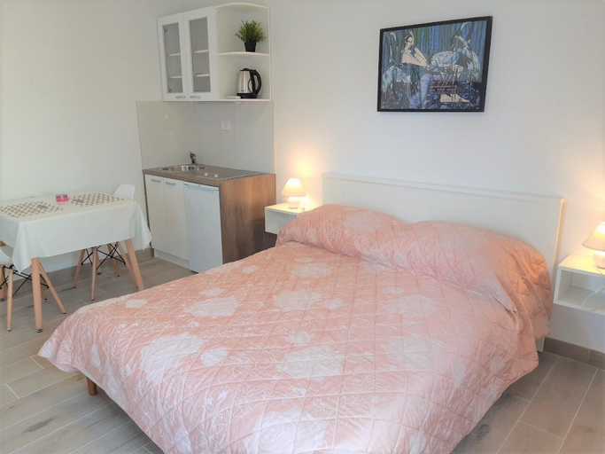 Bedroom 3, Apartments Mirjana, Trogir