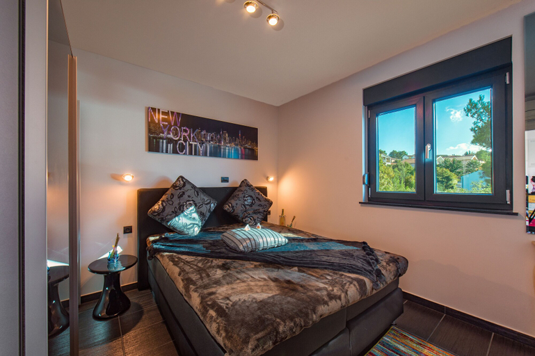 Bedroom 4, Design-Beachresort, Jasenice