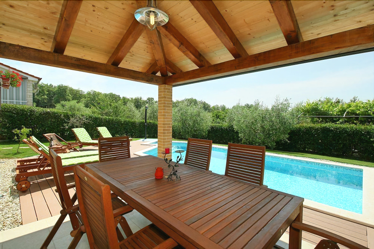 Others 5, House Marina, Poreč