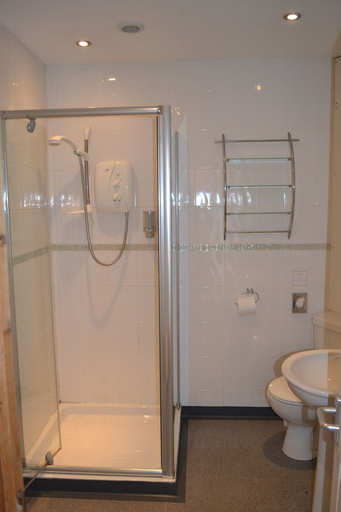 Bathroom 5, The Elan Hotel, Powys