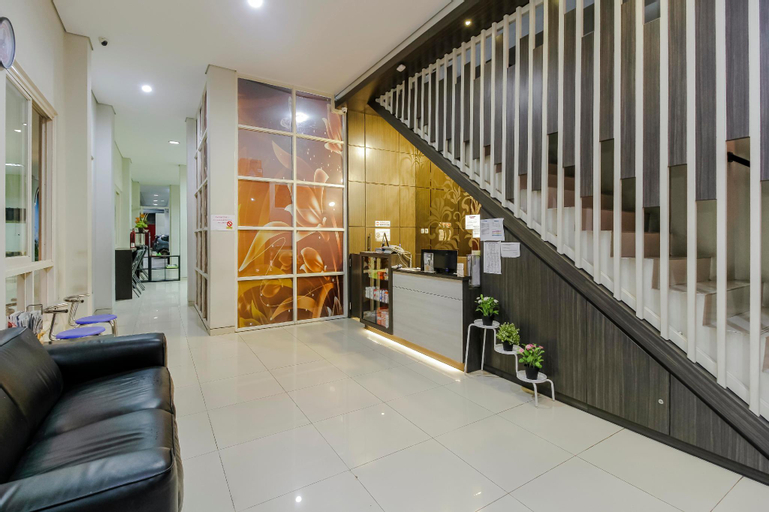 RedDoorz near Samarinda Central Plaza, Samarinda