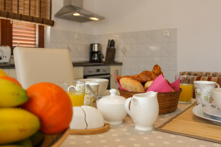 Food & Drinks 5, Apartments Hrabar, Trogir