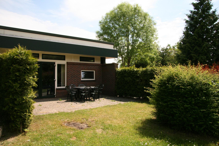 Type D Basis 8 persoons bungalow, Voorst
