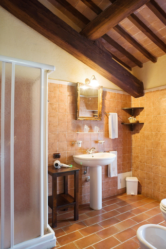 Bathroom 5, I Costanti, Verona
