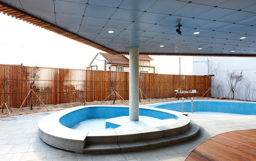 Healing Turn Condo, Yeongdeok