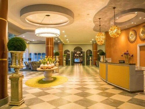 Midlands Park Hotel,