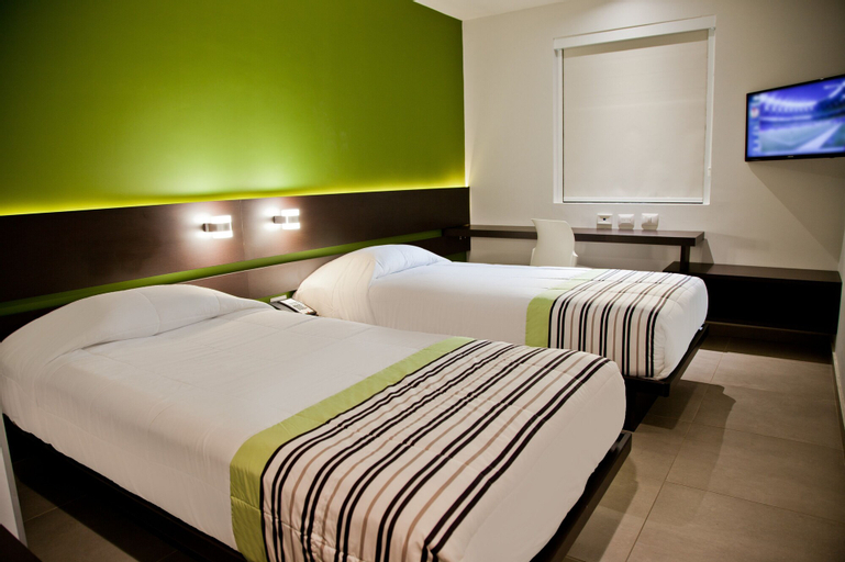 City Express Junior Villahermosa, Centro