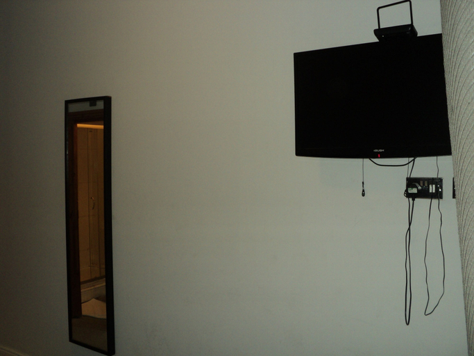 Public Area 2, New Globe Hotel, London