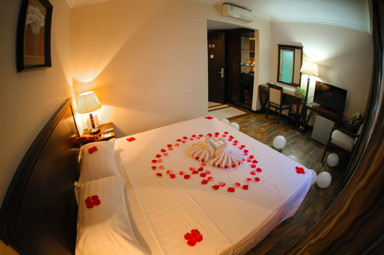 Level Hotel, Ngô Quyền