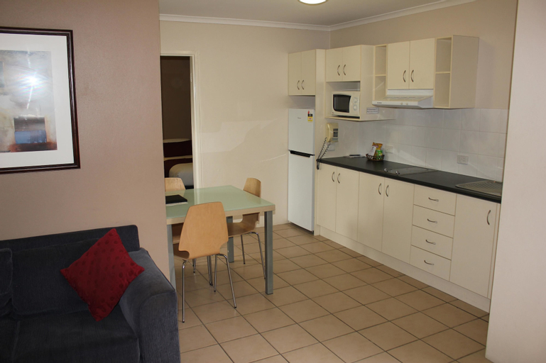 Dining Room 10