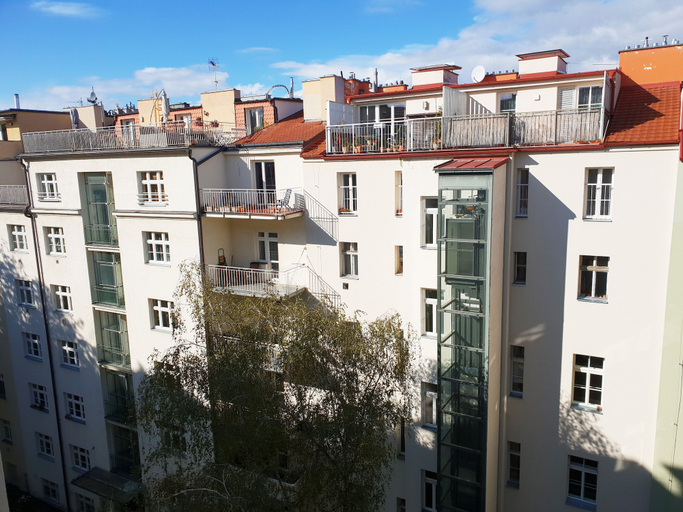 Exterior & Views 2, Residence Dobrovskeho 30, Praha 6