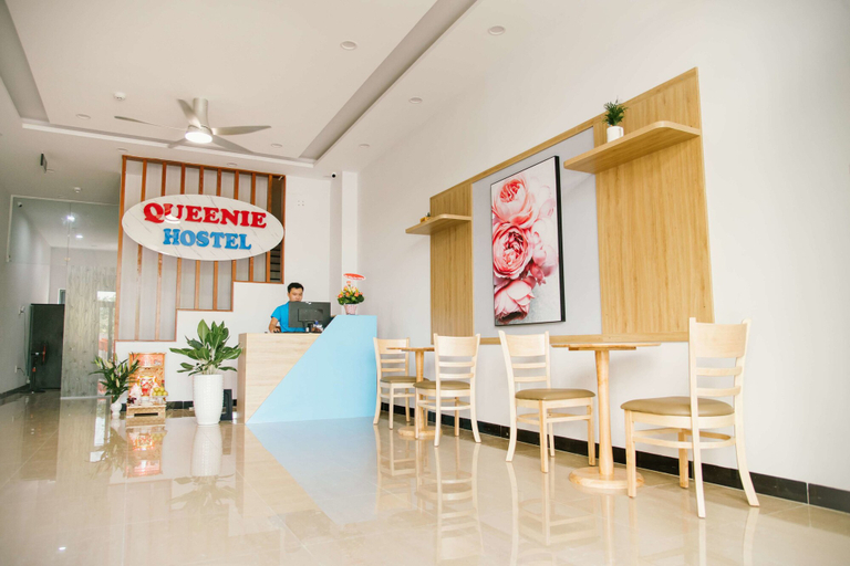 Public Area 2, Queenie Hostel, Da Nang