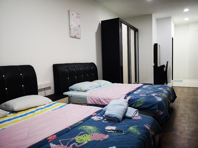 Ricky's Homestay 20 @ Tropic Condominium, Kuching