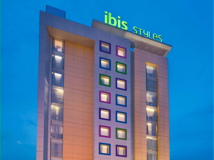 ibis Styles Solo, Solo