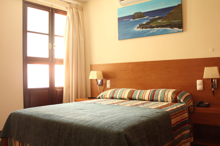 Bedroom 3, Hotel Vila Bela, Machico