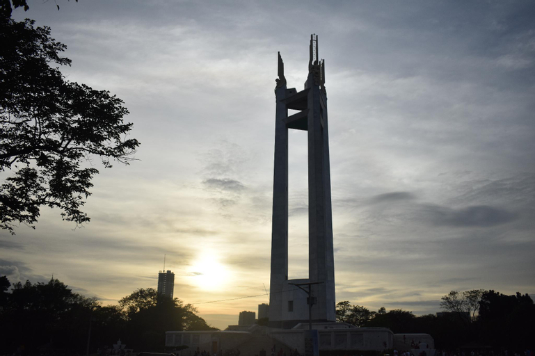 McHotel Fairview, Quezon City