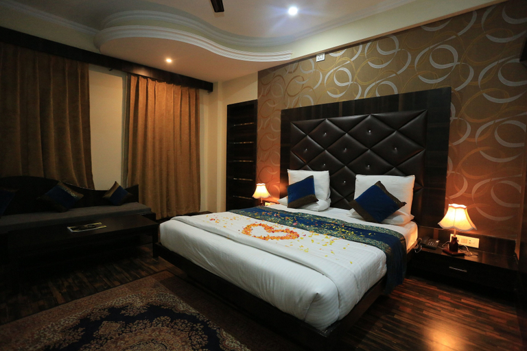 Bedroom 2, Hotel Asian Park, Srinagar
