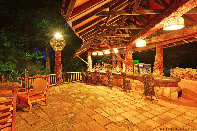 The Rainforest Geo Lodge, Buikwe
