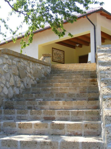 Exterior & Views 2, Agriturismo Lo Scoiattolo, Teramo
