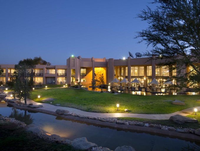 Windhoek Country Club, Windhoek West
