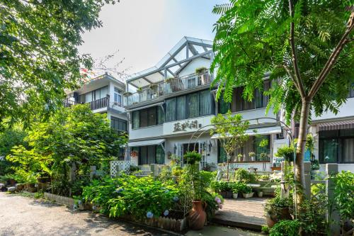 Blooming Lotus.Theme house.Hangzhou, Hangzhou